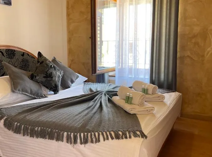 Valentino 게스트하우스