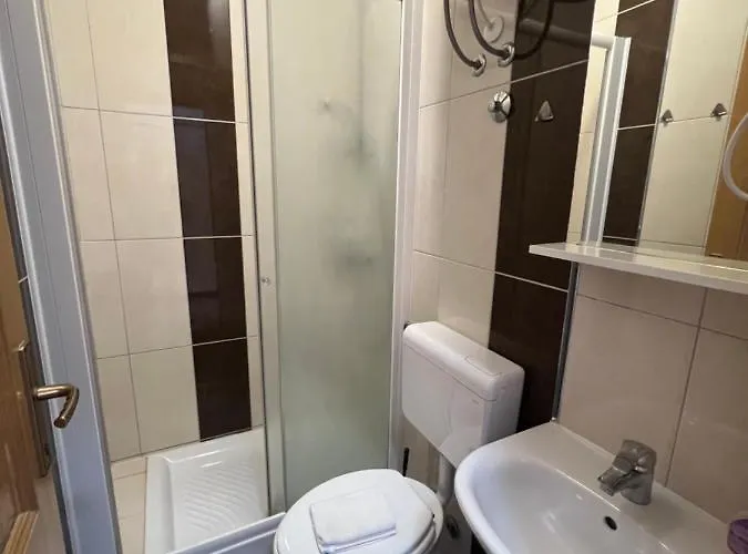 게스트하우스 Valentino 3*