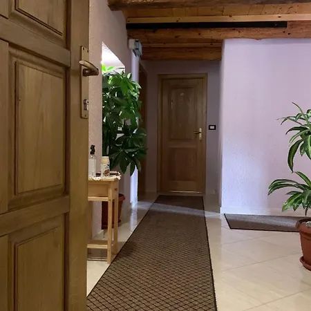 Valentino 3*