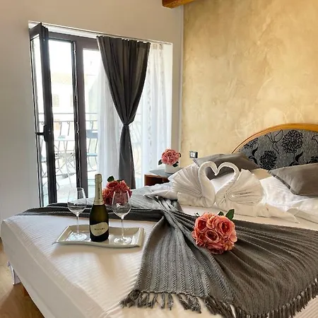 Valentino 3*