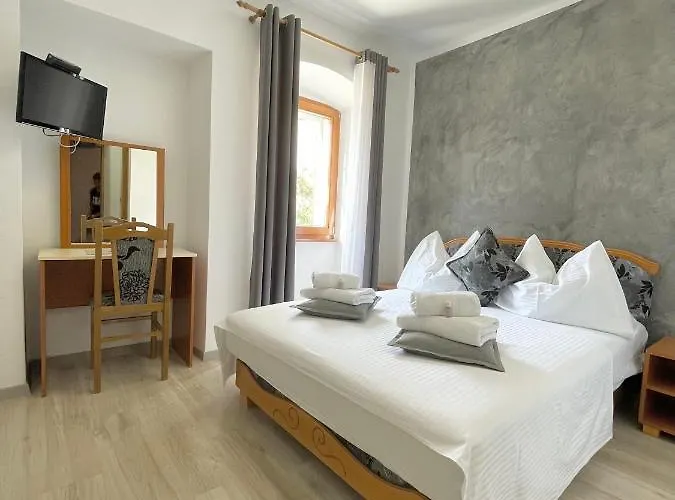 ゲストハウス Valentino ポレッチ